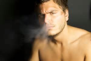 Табакокурение приводит к усиленному потению
